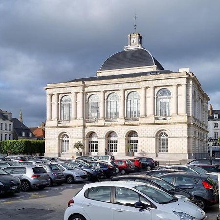 Bel Appart - Rez-De-Chaussee - Hyper Centre Saint-Omer  Kültér fotó